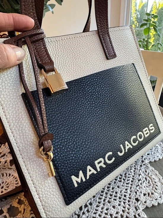 Marc Jacobs Cream, Black & Brown Leather Top-Handle Satchel - Picture 2 of 8